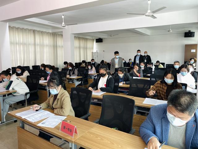 湖北浠水县首批健康管理师(三级)职业技能等级认定考试正式开展(图2) 湖北浠水县首批健康管理师(三级)职业技能等级认定考试正式开展(图2)
